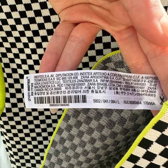 Y2K Check Crop Top - Picture 5 of 6